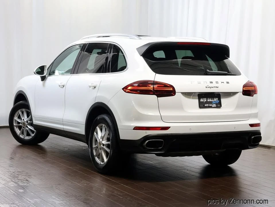 2018 Porsche 958 Cayenne - Image 8 of 19
