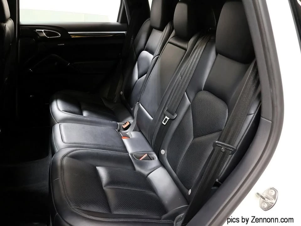 2018 Porsche 958 Cayenne - Image 12 of 19