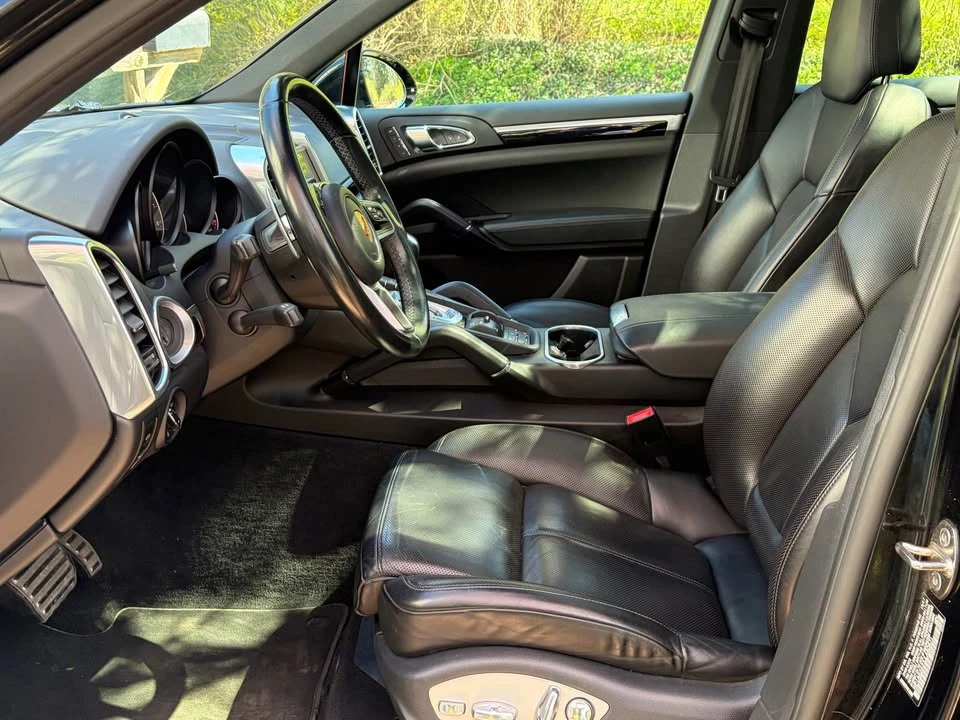 2018 Porsche 958 Cayenne S - Image 7 of 20
