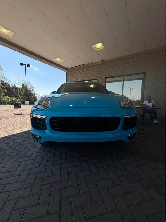 2018 Porsche 958 Cayenne - Image 2 of 8