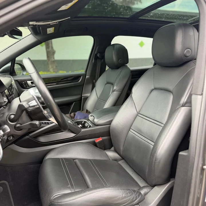 2018 Porsche 958 Cayenne - Image 11 of 18