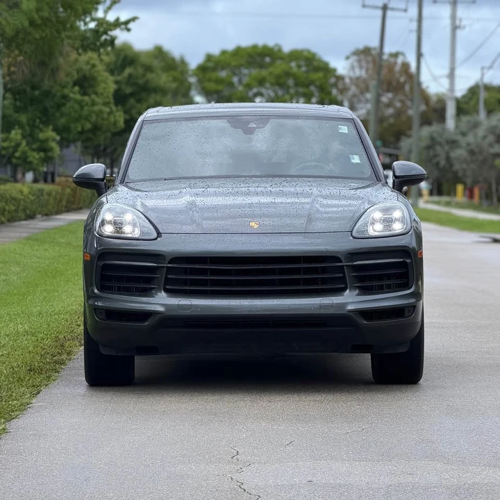 2018 Porsche 958 Cayenne - Image 2 of 18