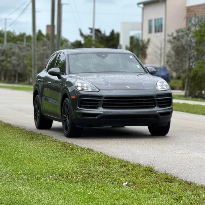 2018 Porsche 958 Cayenne - Image 3 of 18
