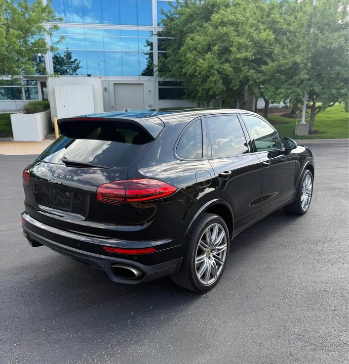 2018 Porsche 958 Cayenne - Image 3 of 11