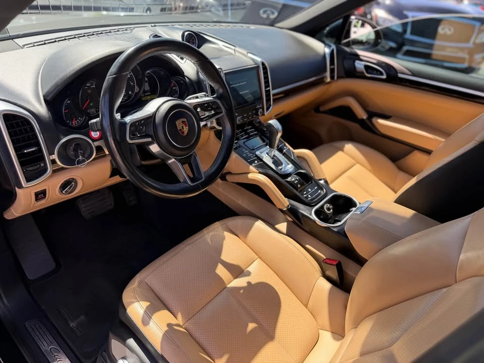 2018 Porsche 958 Cayenne - Image 7 of 12