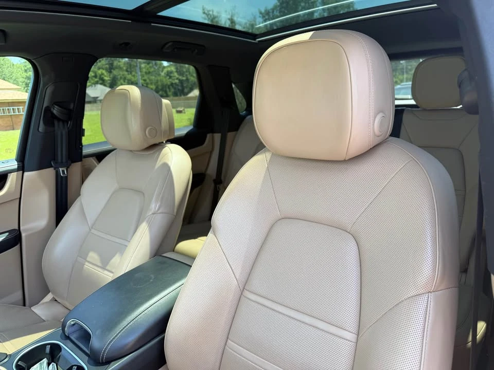 2018 Porsche 958 Cayenne - Image 17 of 18