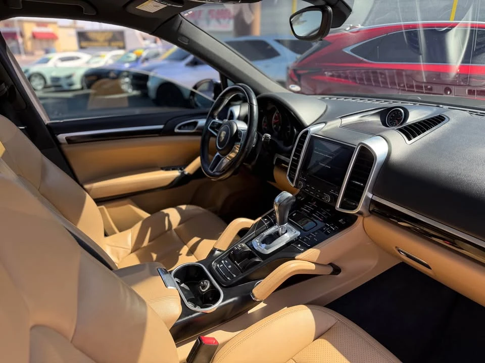 2018 Porsche 958 Cayenne - Image 12 of 12