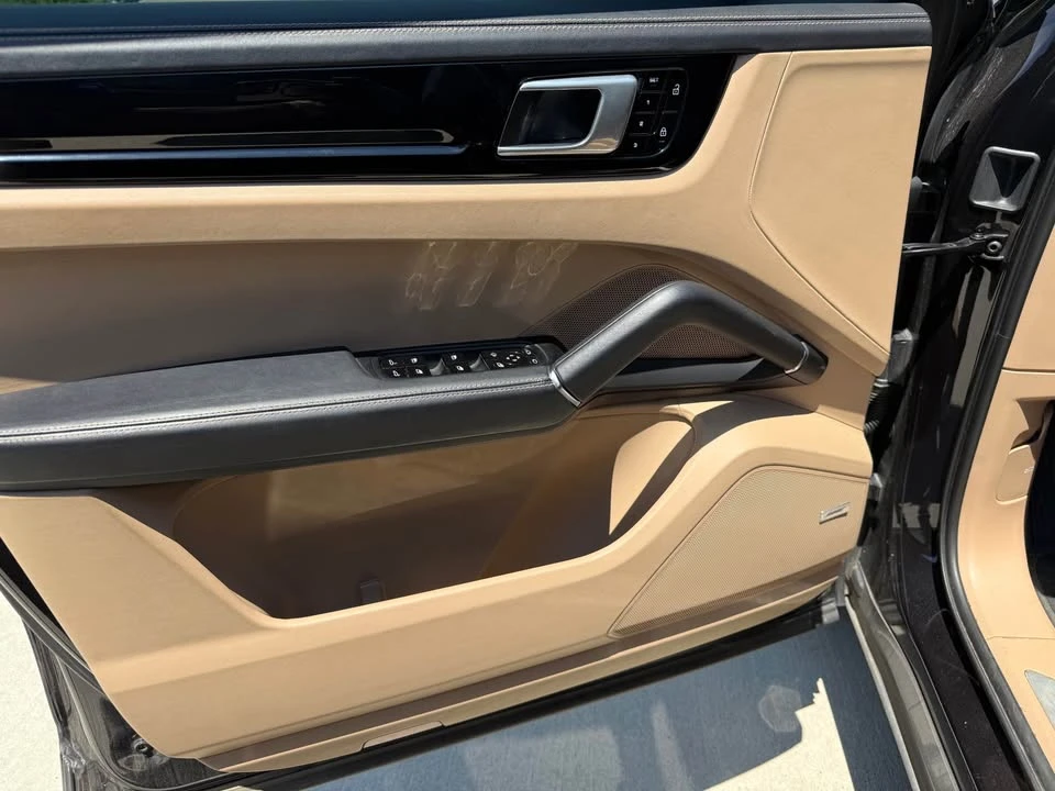 2018 Porsche 958 Cayenne - Image 16 of 18