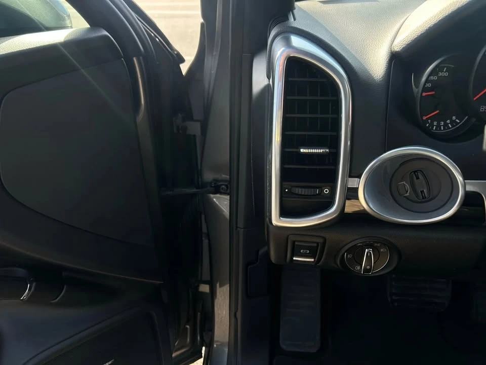 2018 Porsche 958 Cayenne - Image 19 of 20