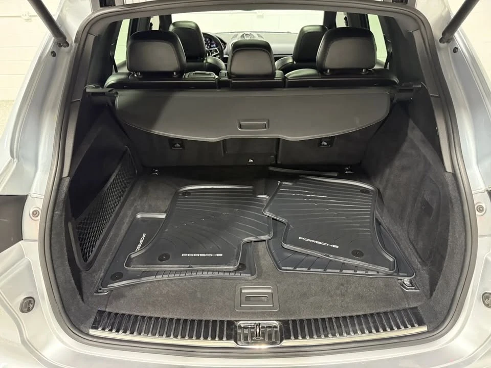2018 Porsche 958 Cayenne - Image 16 of 20