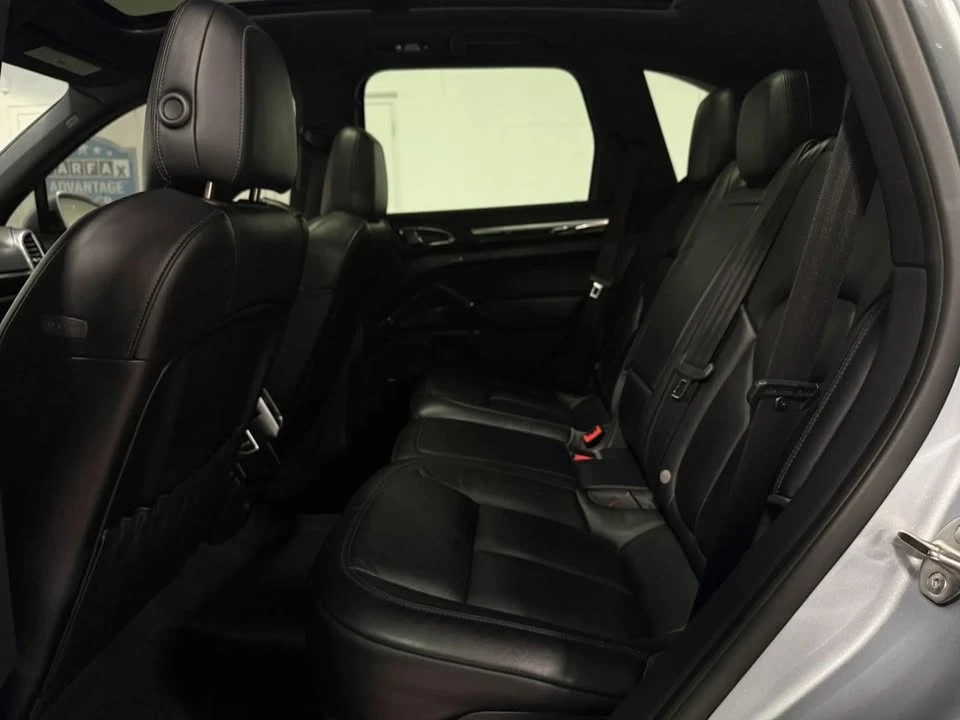 2018 Porsche 958 Cayenne - Image 14 of 20