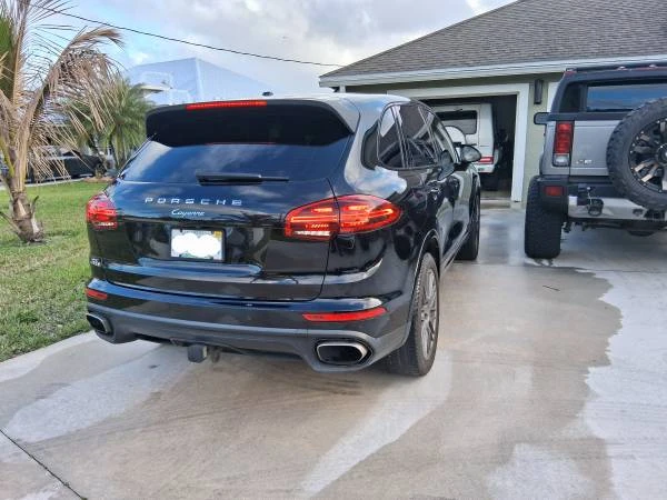 2018 Porsche 958 Cayenne - Image 8 of 10