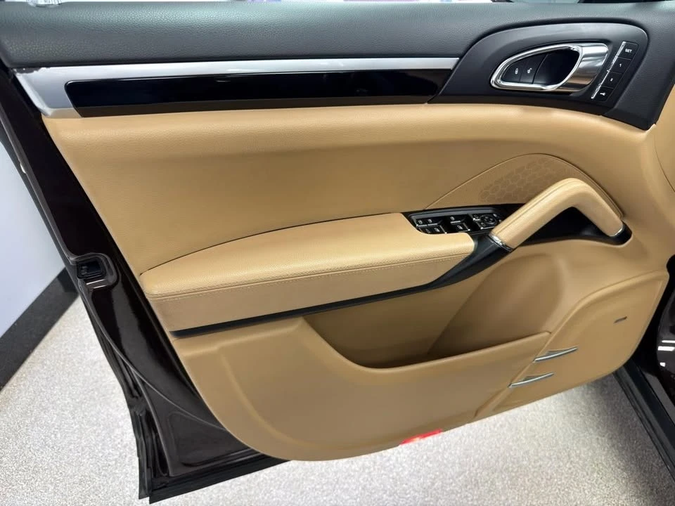 2018 Porsche 958 Cayenne - Image 14 of 20