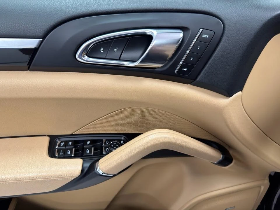 2018 Porsche 958 Cayenne - Image 15 of 20