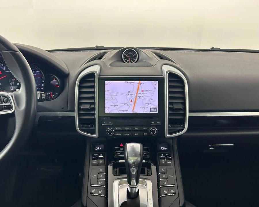 2018 Porsche 958 Cayenne - Image 7 of 13