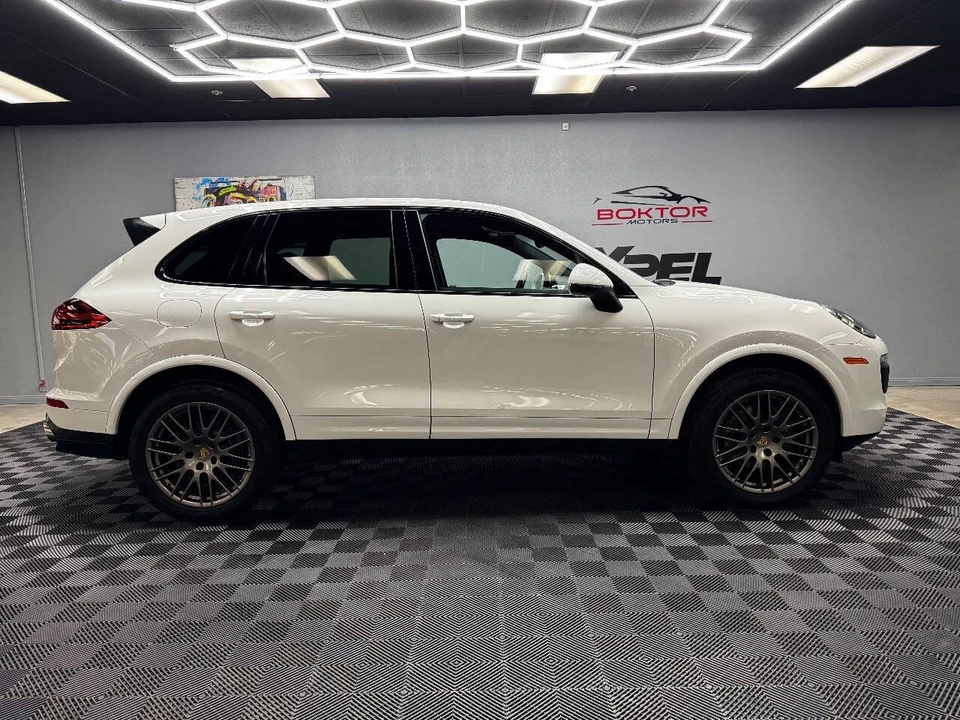 2018 Porsche 958 Cayenne - Image 15 of 21