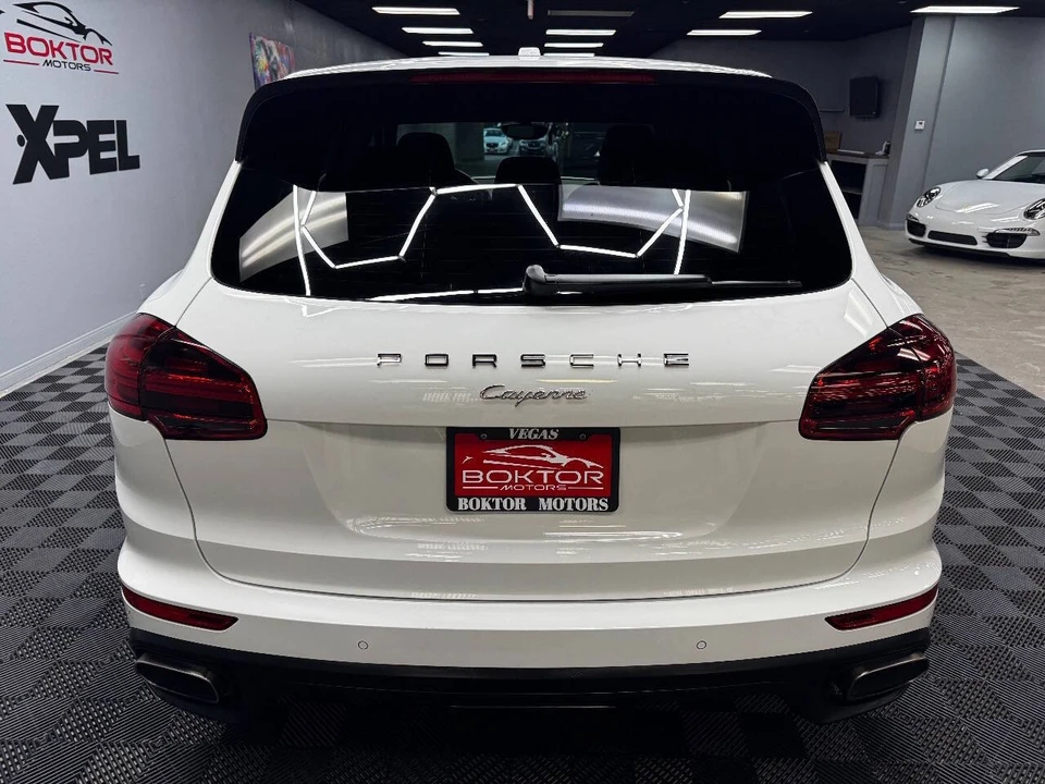 2018 Porsche 958 Cayenne - Image 10 of 21