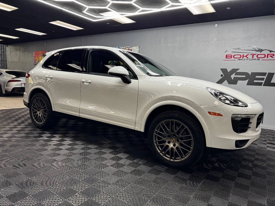 2018 Porsche 958 Cayenne - Image 2 of 21