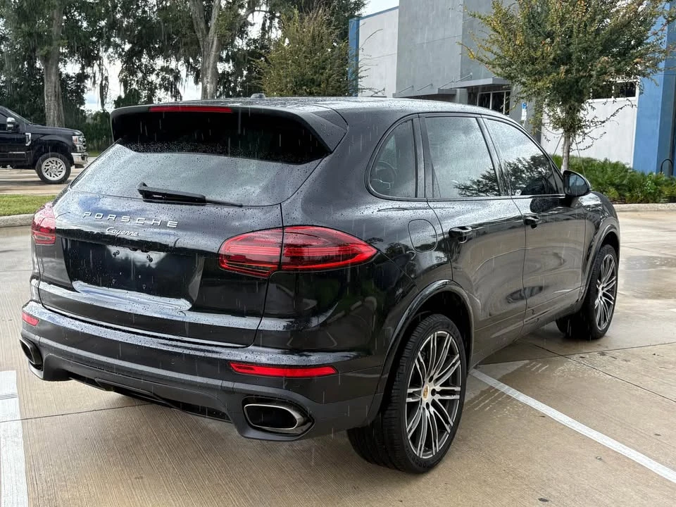 2018 Porsche 958 Cayenne - Image 3 of 11