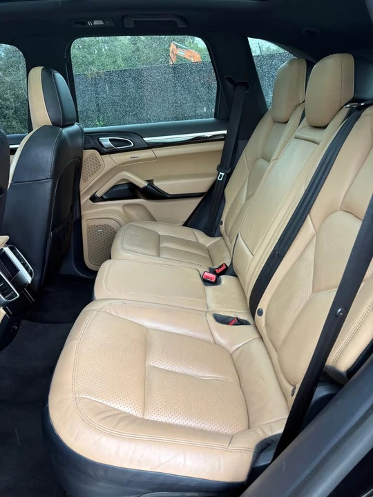 2018 Porsche 958 Cayenne - Image 9 of 11