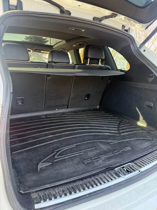 2018 Porsche 958 Cayenne - Image 14 of 14