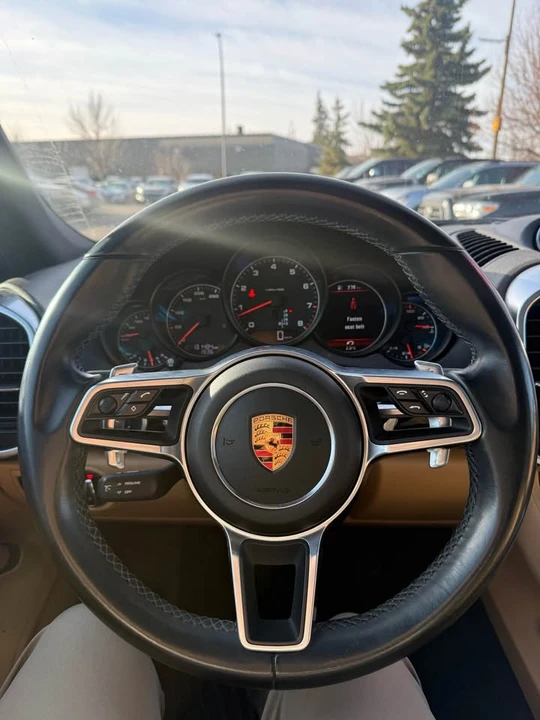 2018 Porsche 958 Cayenne - Image 10 of 14