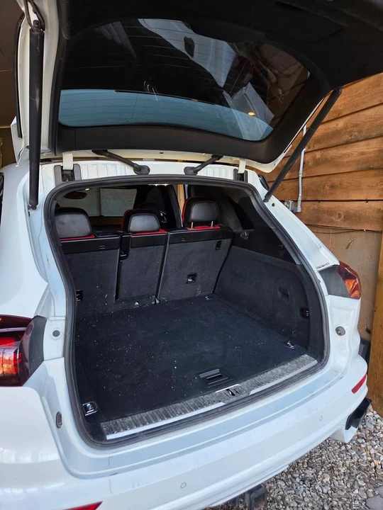 2018 Porsche 958 Cayenne - Image 13 of 20