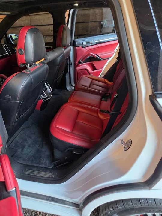 2018 Porsche 958 Cayenne - Image 14 of 20