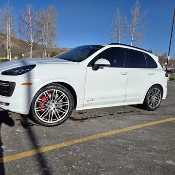 2018 Porsche Cayenne GTS