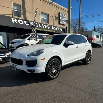 2018 Porsche Cayenne Platinum Edition