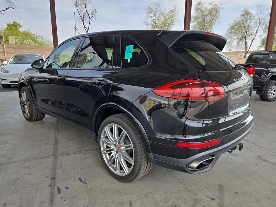 2018 Porsche 958 Cayenne - Image 2 of 13