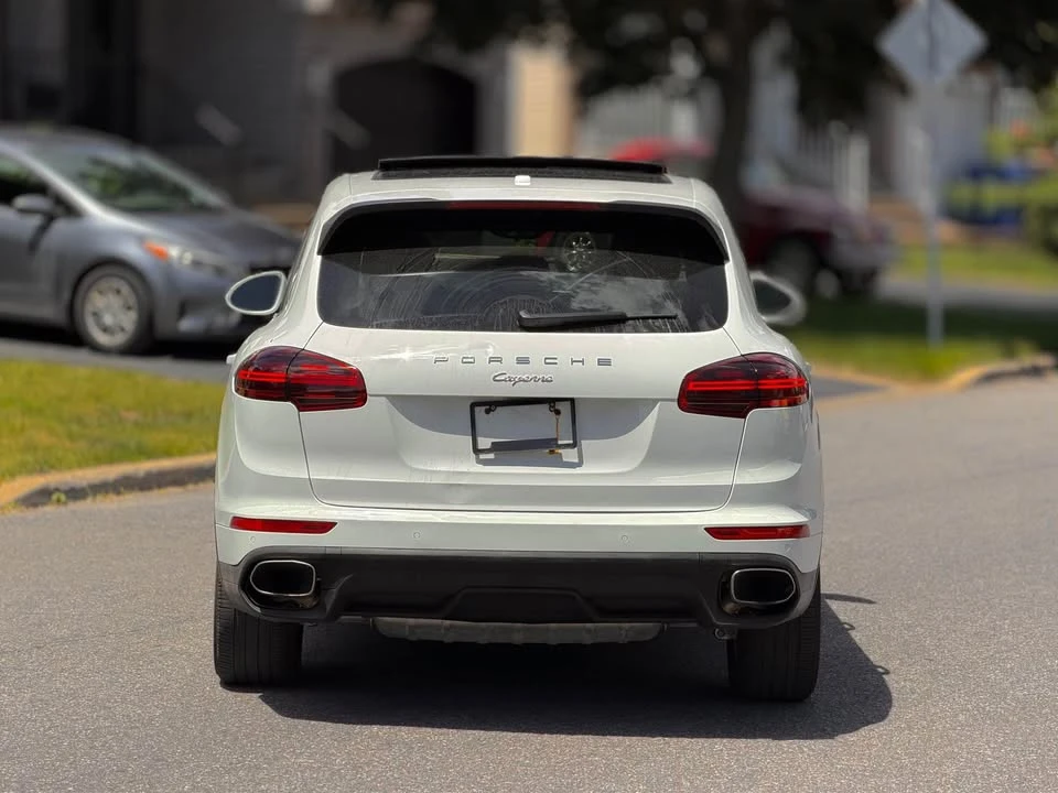 2018 Porsche 958 Cayenne - Image 3 of 15