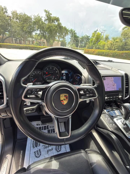 2018 Porsche 958 Cayenne - Image 12 of 17