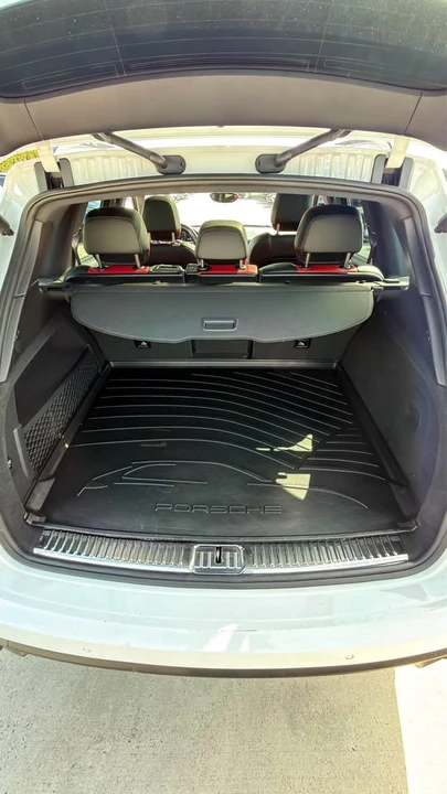 2018 Porsche 958 Cayenne - Image 16 of 17