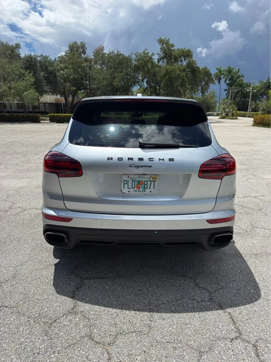 2018 Porsche 958 Cayenne - Image 6 of 17