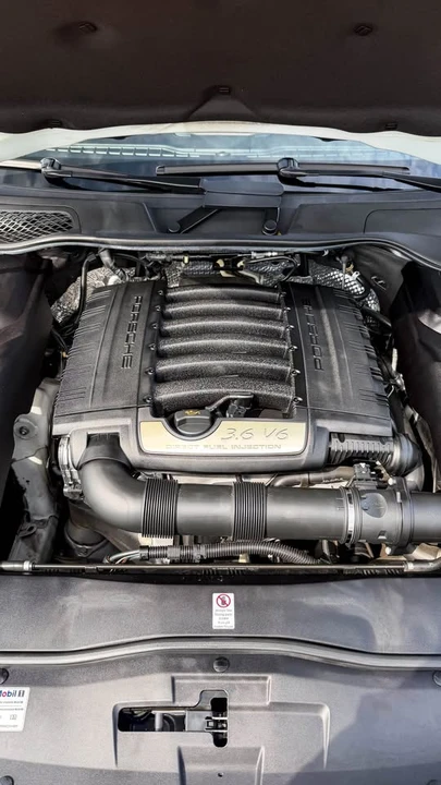 2018 Porsche 958 Cayenne - Image 17 of 17