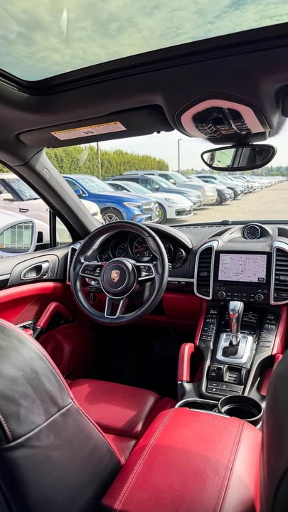 2018 Porsche 958 Cayenne - Image 11 of 17
