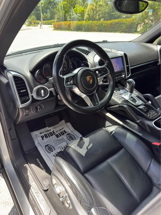 2018 Porsche 958 Cayenne - Image 9 of 17