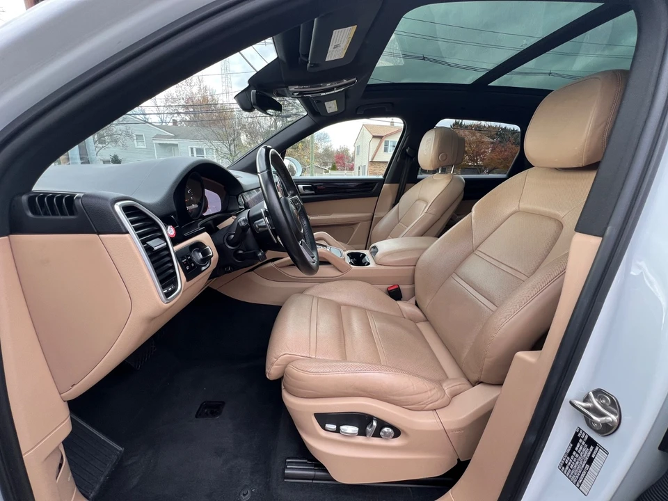 2018 Porsche 958 Cayenne - Image 20 of 21