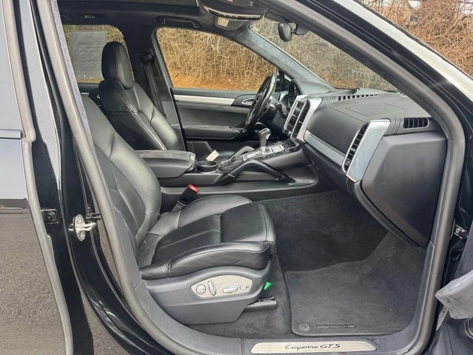 2018 Porsche 958 Cayenne GTS - Image 8 of 18