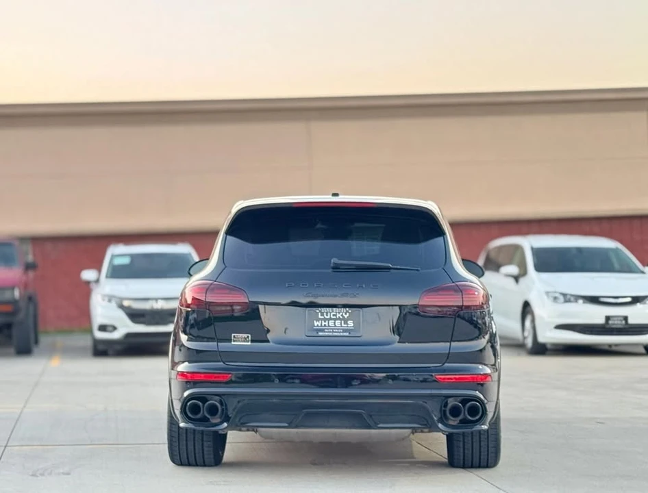 2018 Porsche 958 Cayenne GTS - Image 8 of 20