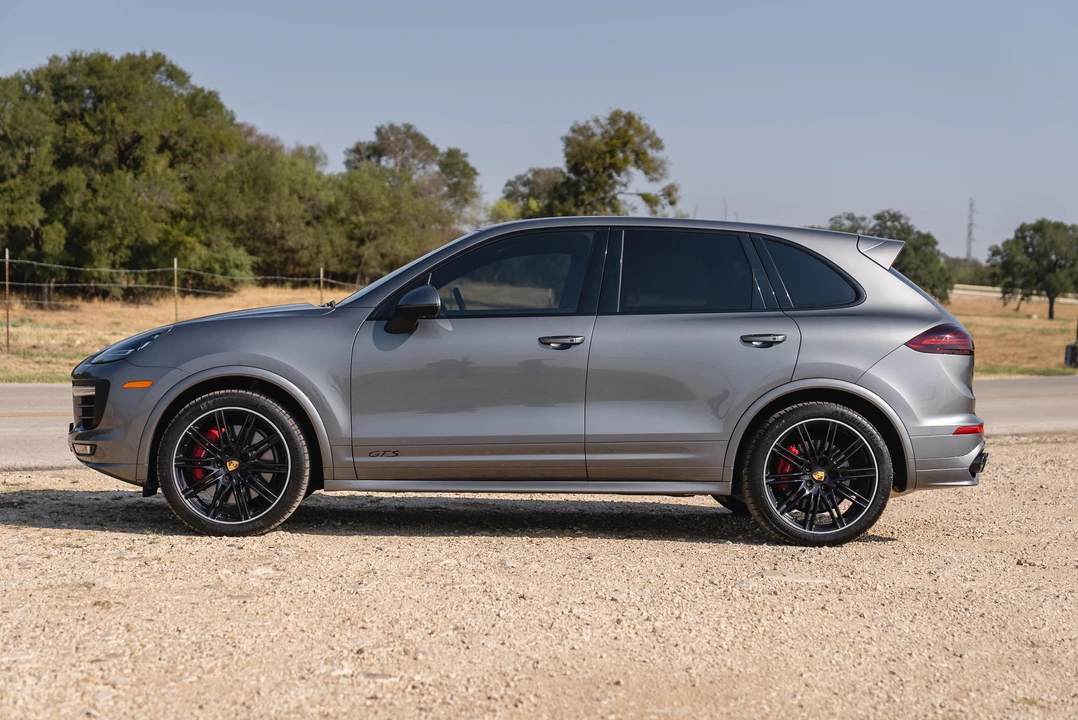 2018 Porsche 958 Cayenne GTS - Image 8 of 31