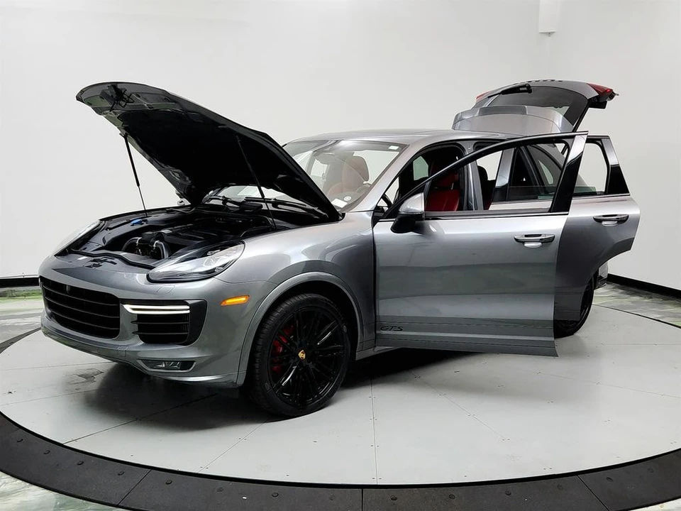 2018 Porsche 958 Cayenne GTS - Image 9 of 12