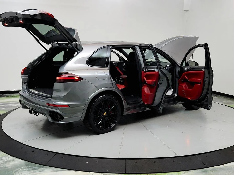 2018 Porsche 958 Cayenne GTS - Image 11 of 12