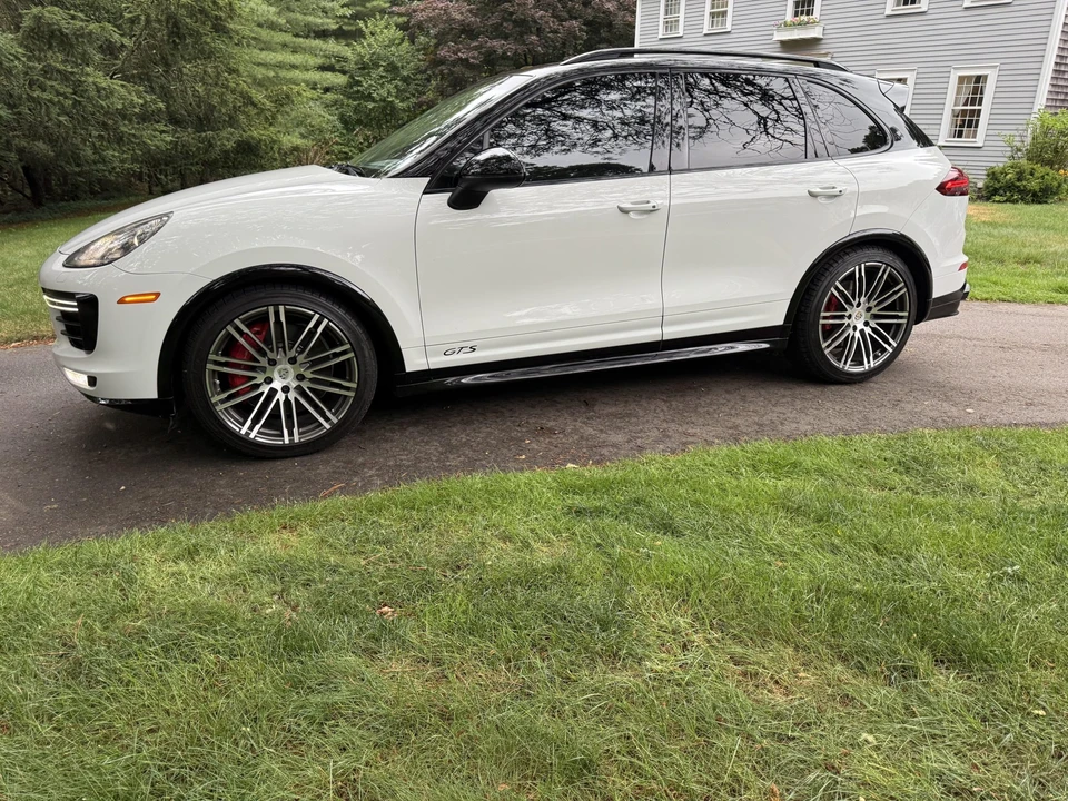 2018 Porsche 958 Cayenne GTS - Image 7 of 31