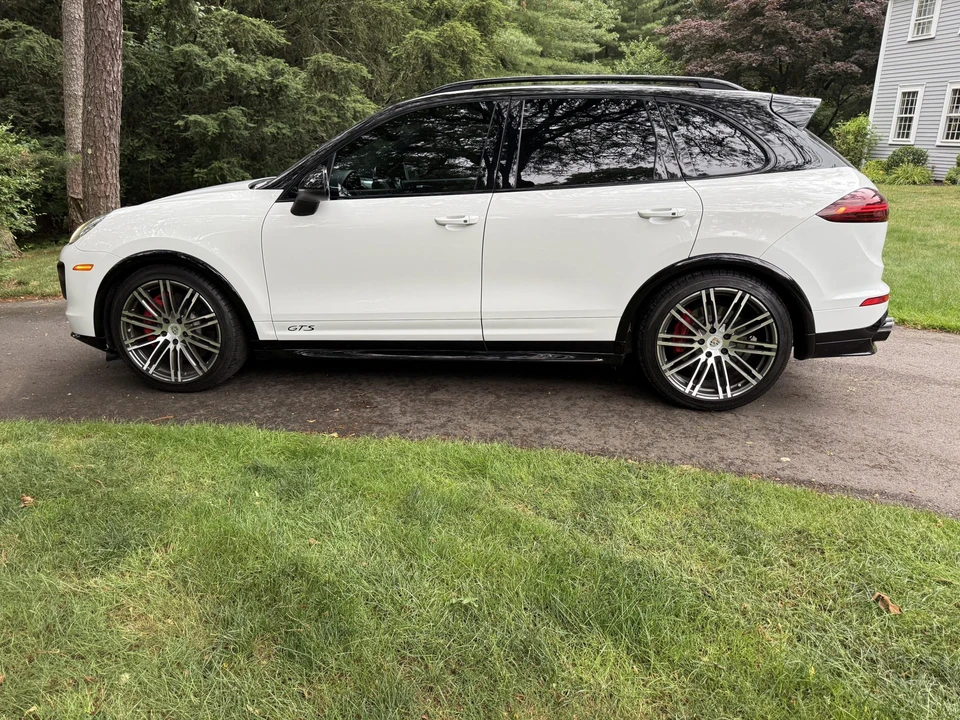 2018 Porsche 958 Cayenne GTS - Image 9 of 31