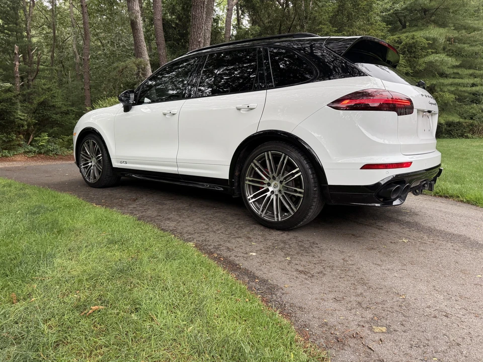 2018 Porsche 958 Cayenne GTS - Image 13 of 31
