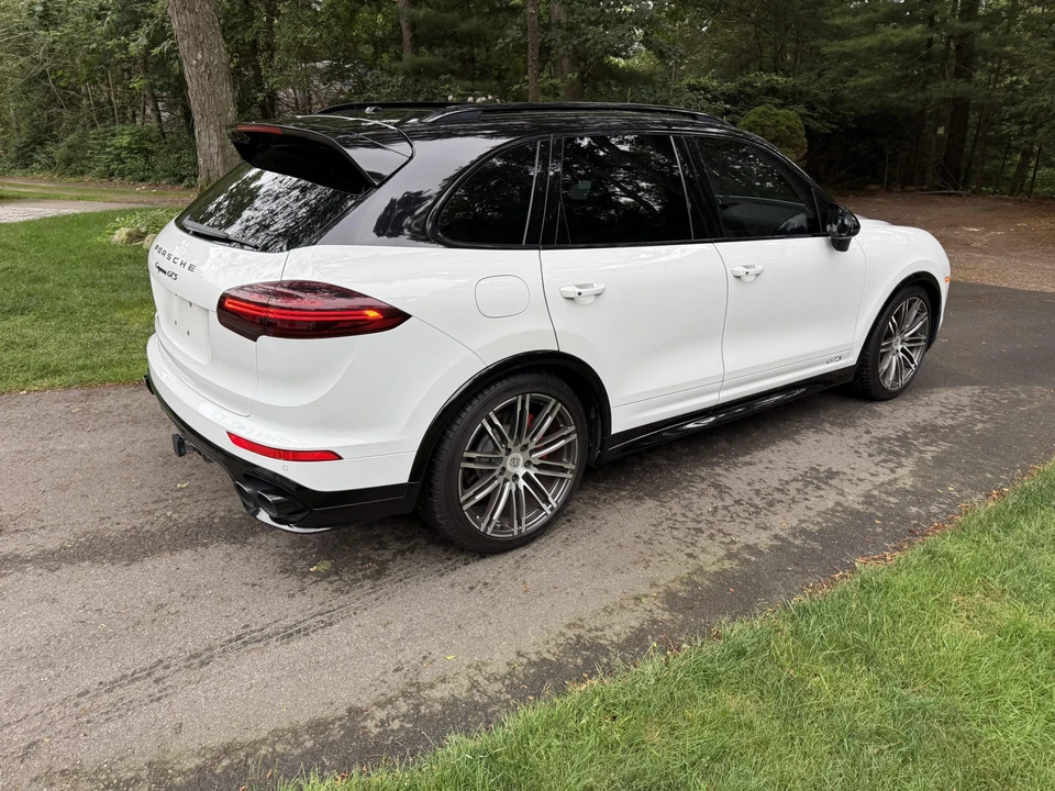 2018 Porsche 958 Cayenne GTS - Image 25 of 31