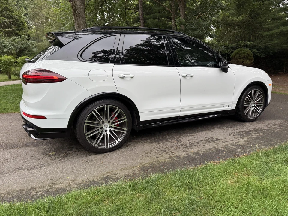 2018 Porsche 958 Cayenne GTS - Image 27 of 31