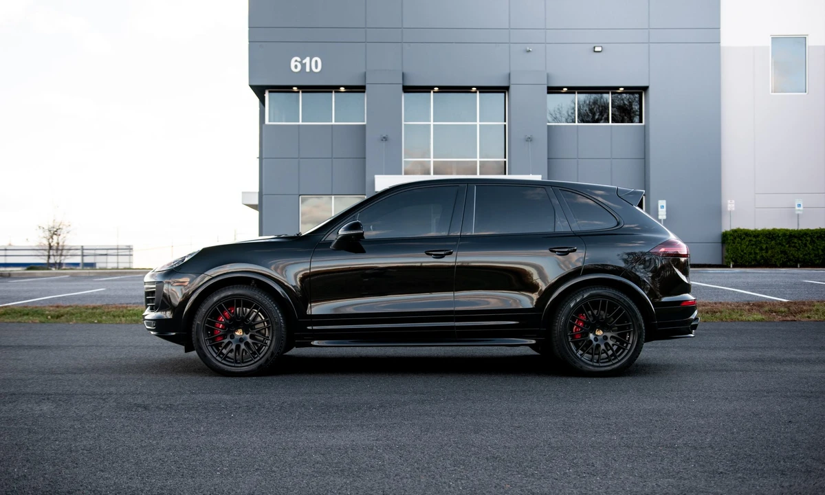 2018 Porsche 958 Cayenne GTS - Image 7 of 31